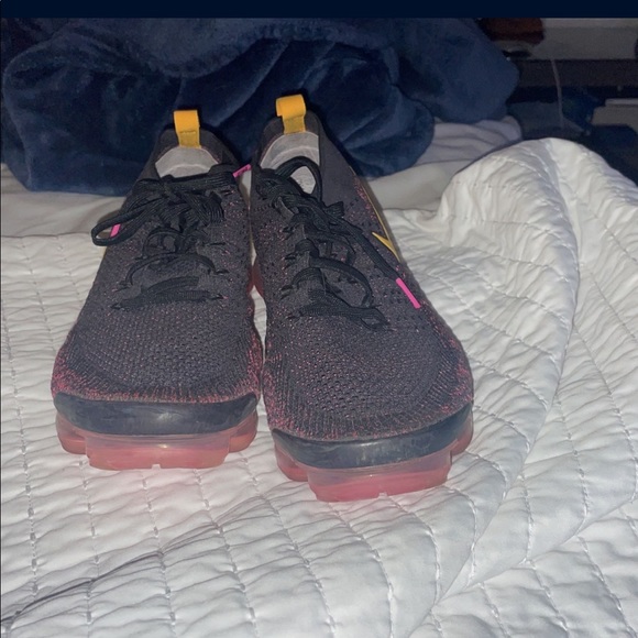 Nike Vapor Max. Size 11.5 - Picture 2 of 3
